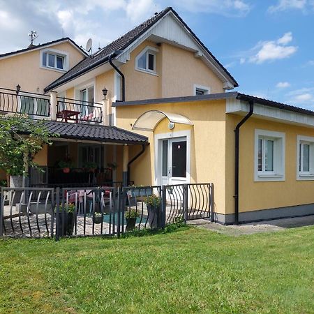 Penzion Slunce Česká Lípa Exteriör bild