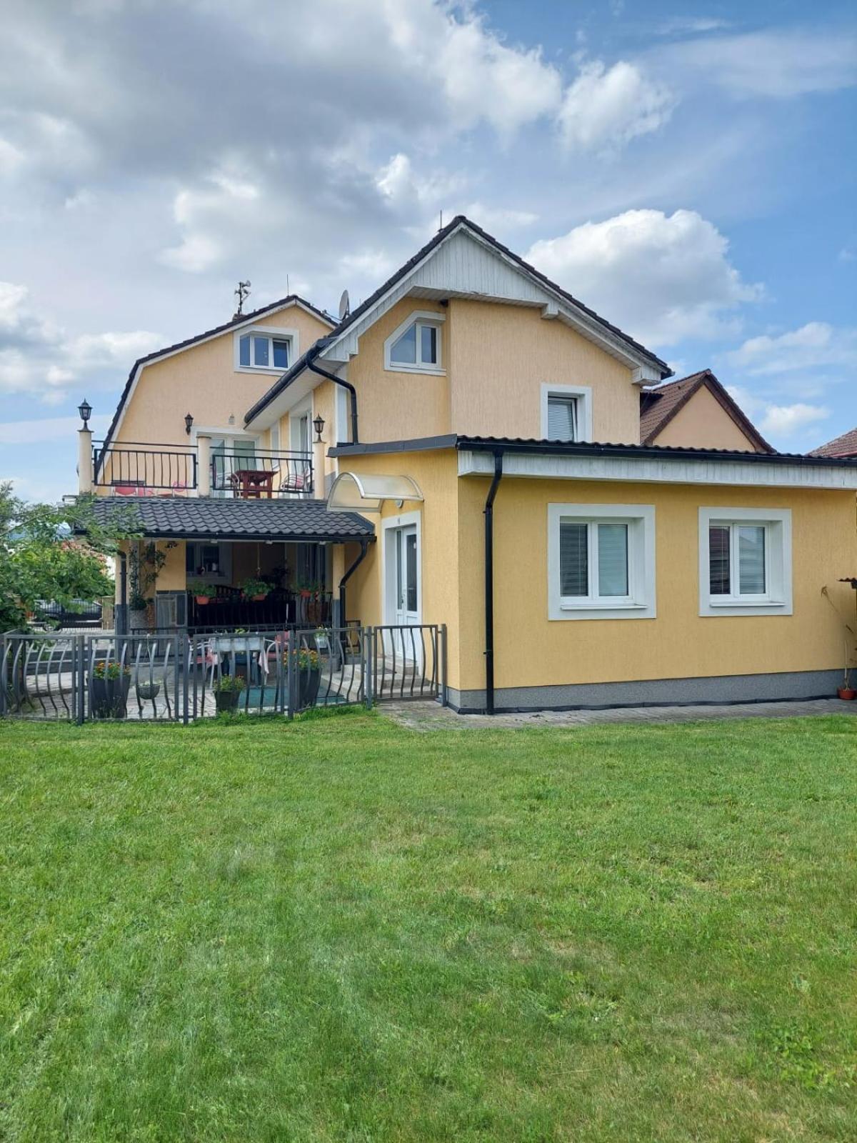 Penzion Slunce Česká Lípa Exteriör bild